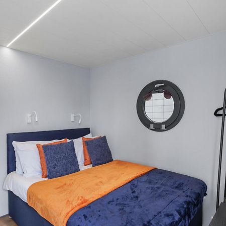 Unique Water Lodge In London - Sleeps 6 Kültér fotó